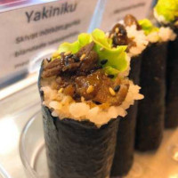 Vi Sushi inside