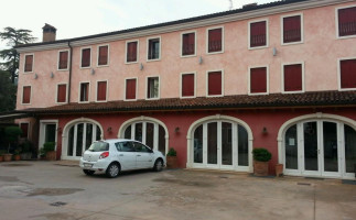 Albergo Locanda Botella outside