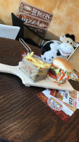 La Mucca Pazza Burger Grill food