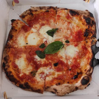 7si Pizzeria food