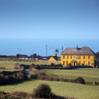 Gurnard's Head outside