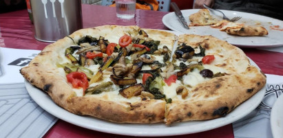 Pizzeria Pavia food