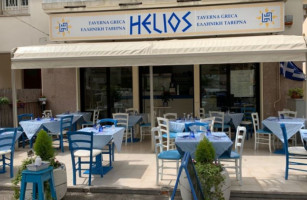 Helios Taverna Greca inside