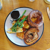 The Crooked Well food