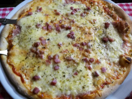 Pronto Pizza food