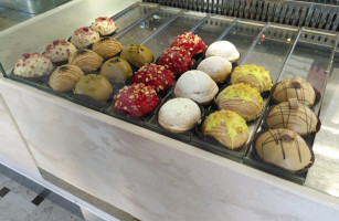 Pasticceria Maggio food