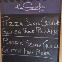 Pizzeria La Smorfia food