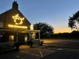 Bulls Head Public House food