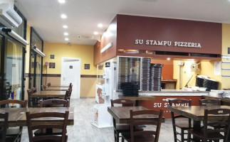 Su Stampu Pizzeria Monserrato inside