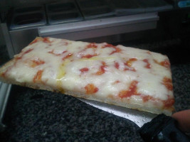 Pizza Piu' food