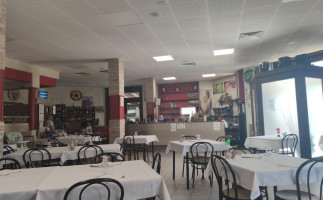 Pizzeria Virtus Di Jouhadi Jihane inside