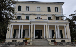 Villa Ottone outside