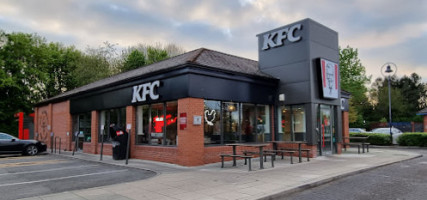 Kfc Cheshire Oaks food