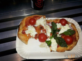 Pala Pizza Da Mirko food