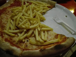 Pizza Pazza food