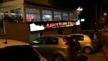 American Pizza outside