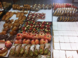 Pasticceria Fiaschi food