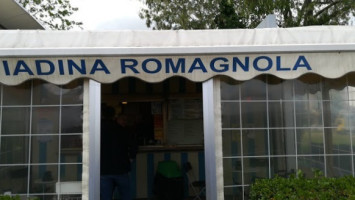 Piadina Romagnola outside