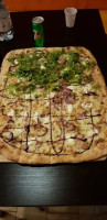 Ahmed Kebab E Pizza food