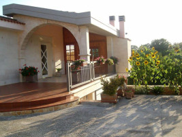 Casa Tria outside