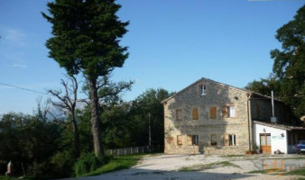 Agriturismo Colle Verde outside