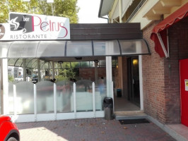 Bar Petrus Ristorante outside