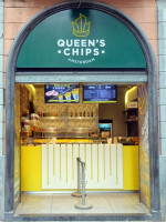 Queen's Chips Cava De' Tirreni inside