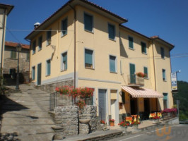 Albergo Amelia outside