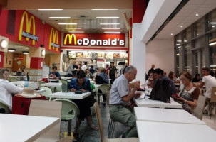 Mcdonald's Mestre Stazione inside