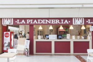 La Piadineria Viale Togliatti food