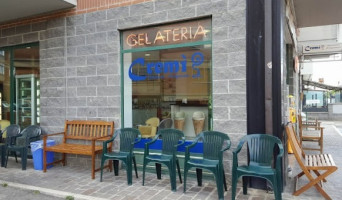 Gelateria Adero outside