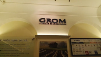 Grom Padova, Via Roma inside