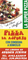 La Super Pizza food