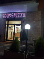 100% Pizza inside