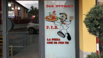 7.1.3 La Pizza Che Fa Per Te outside