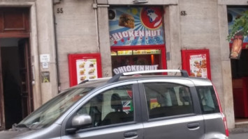 Chicken Hut, Viale Manzoni outside