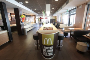 Mcdonald's inside