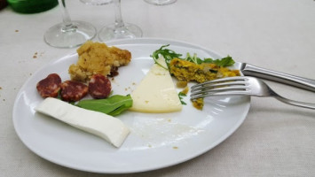 Antico Aciniello food