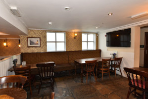 The Sutton Arms food