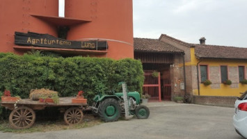 Agriturismo Luna outside