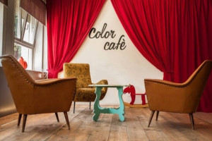 Color Cafe inside