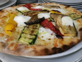 Pizzeria Valeri food