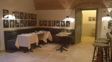 Cinecitta' Bistrot inside