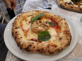 Anema Pizza food