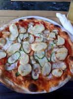 Pizzeria La Rustica food