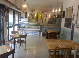 Boutique Della Pasta Fresca inside