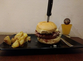 B2 Burger And Beer Bardonecchia food