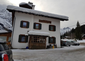 Agriturismo Corte's Ranch outside