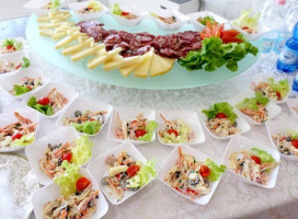 Catering Più Sestu food