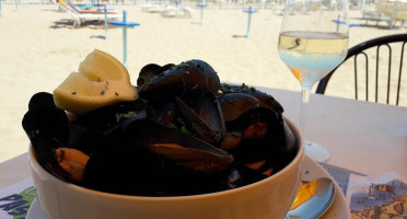 La Bussola Riccione Zona Spiaggia 121 food